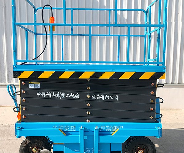 克孜勒苏柯尔克孜自行走升降机